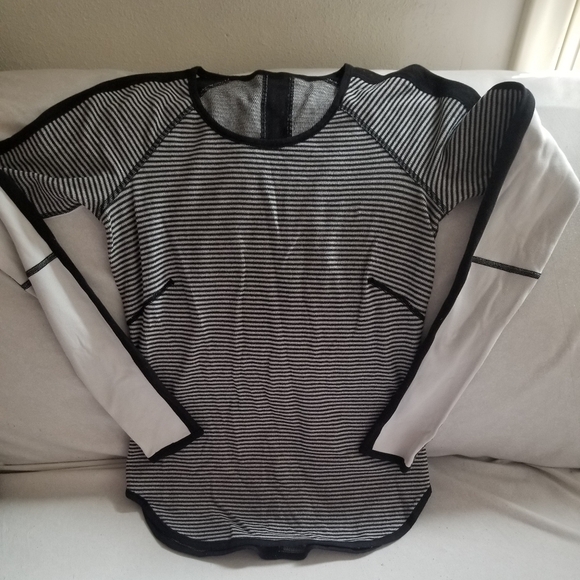 lululemon athletica Tops - Lululemon Long Sleeve